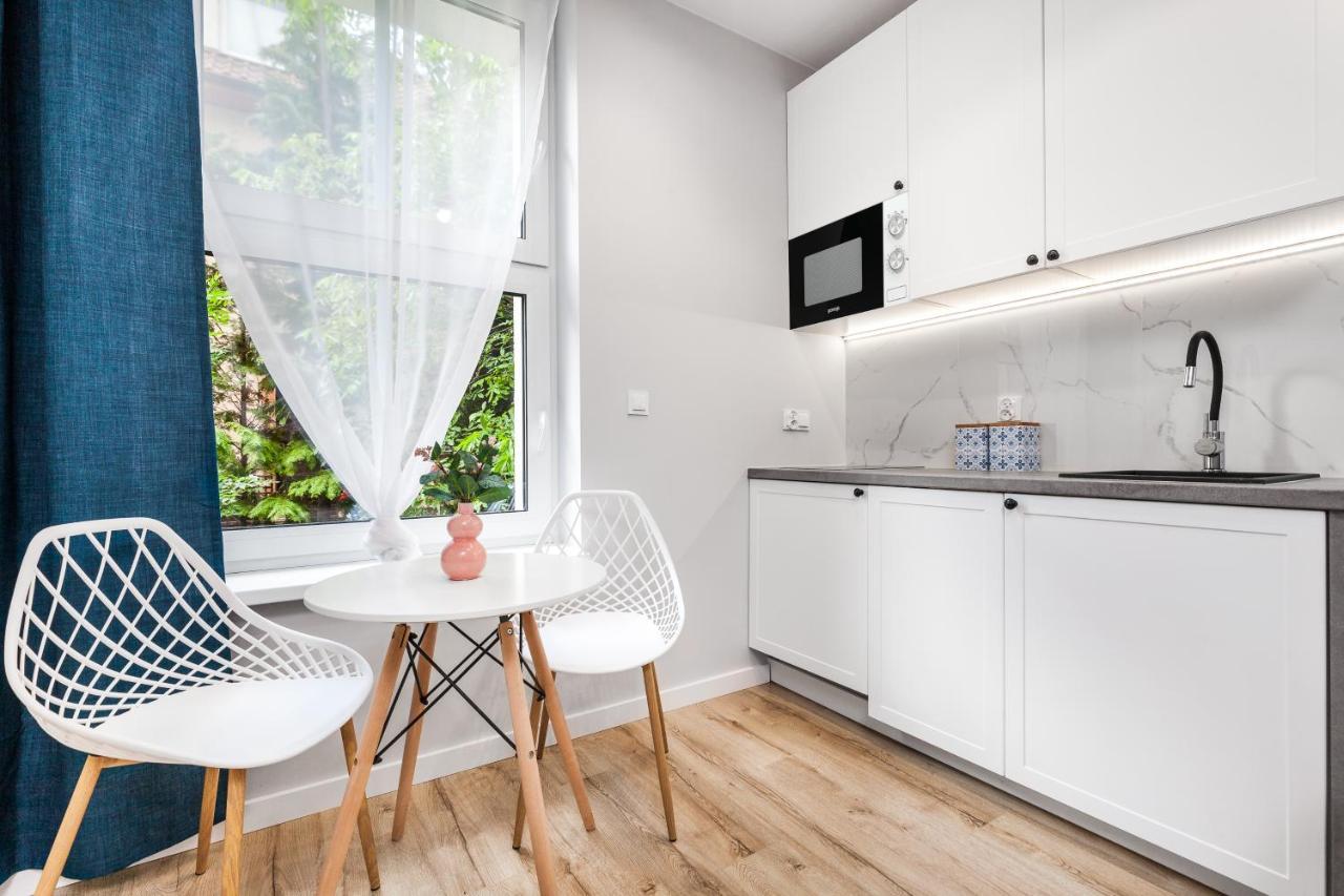 Hallera Studio Apartment Gdansk Bagian luar foto